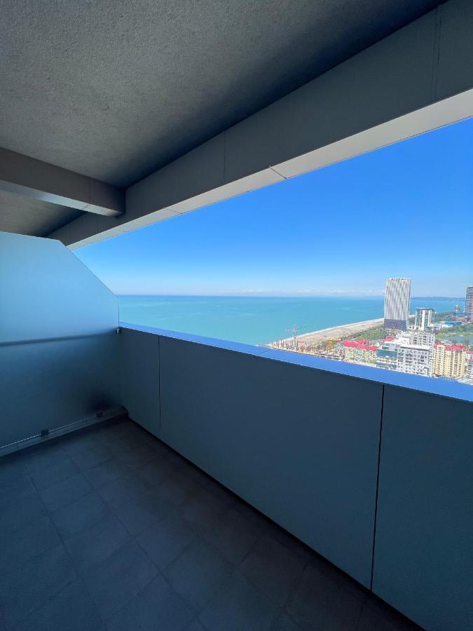 באטומי Apartments In Alliance מראה חיצוני תמונה