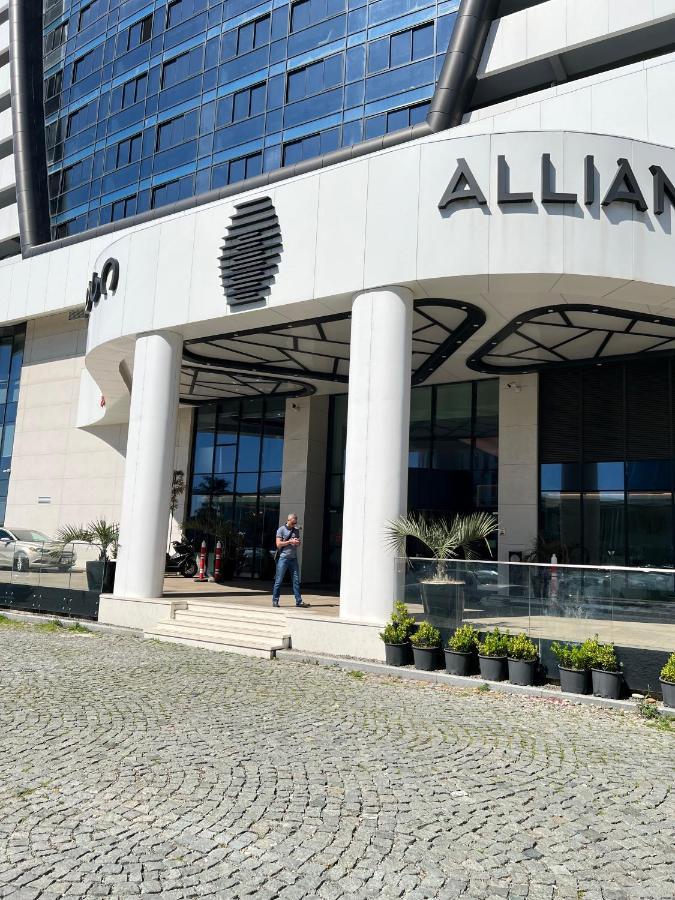 באטומי Apartments In Alliance מראה חיצוני תמונה