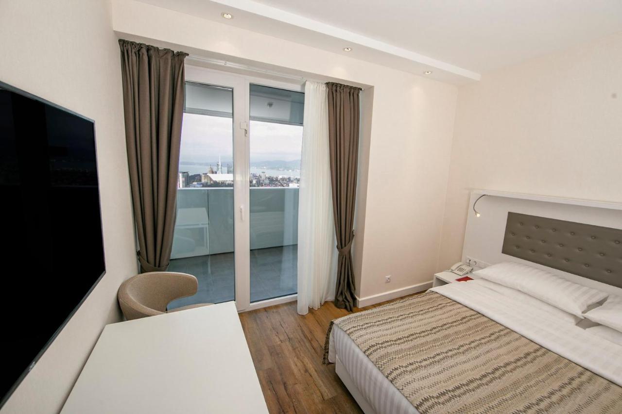 באטומי Apartments In Alliance מראה חיצוני תמונה